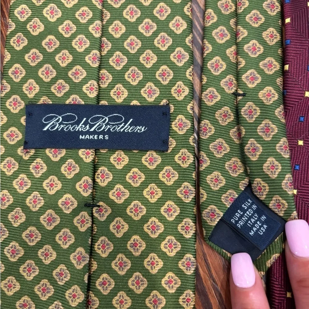 Brooks Brothers Makers 5 Geometric Men’s Neck Ties England Italian Silk